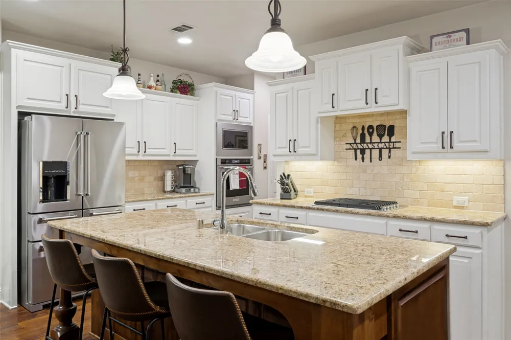 3108 Stonefield The Colony, TX 75056