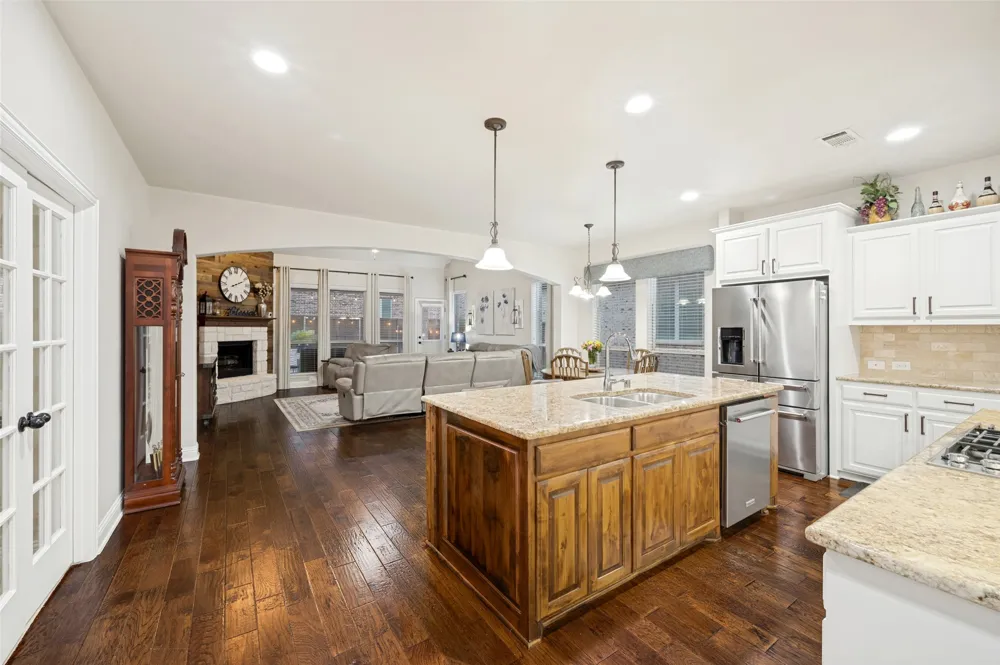 3108 Stonefield The Colony, TX 75056