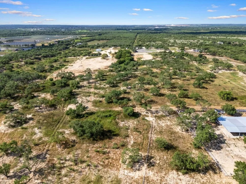 3059 Wright Carpenter San Antonio, TX 78221