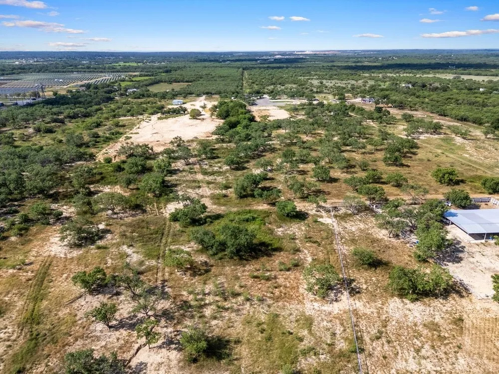 3059 Wright Carpenter San Antonio, TX 78221