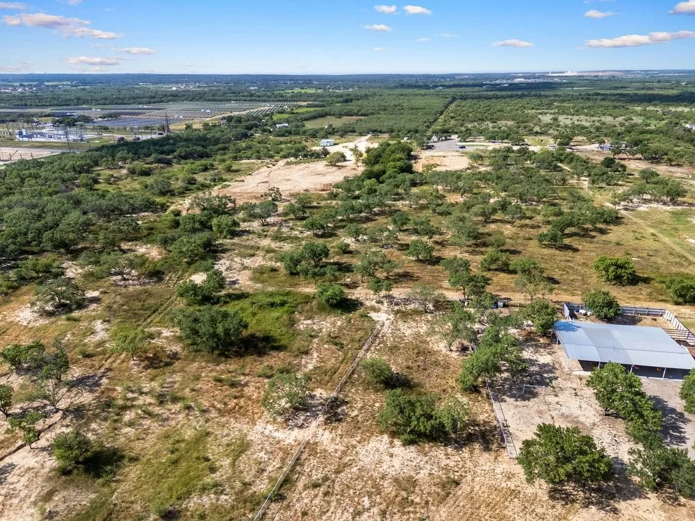 3059 Wright Carpenter San Antonio, TX 78221