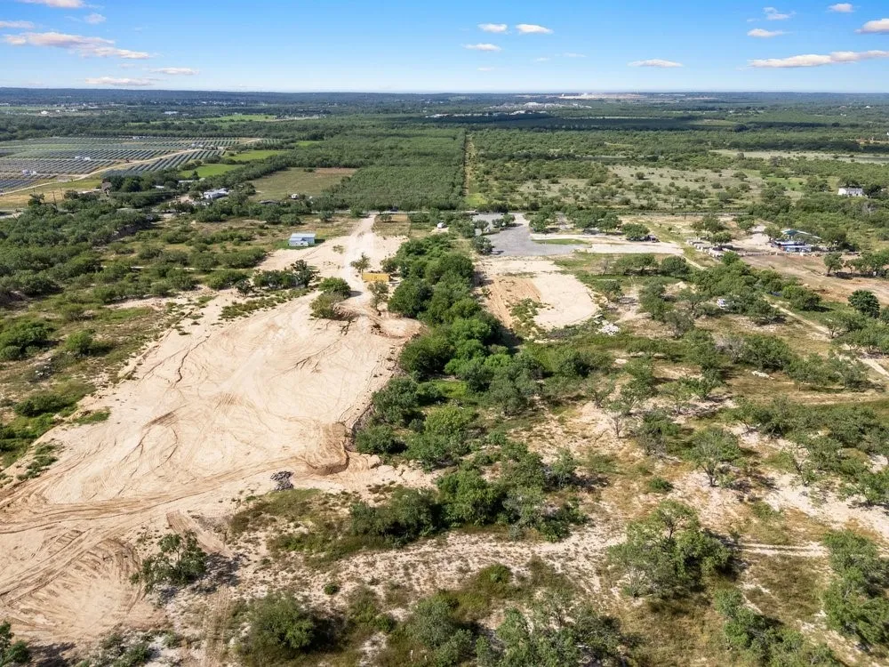 3059 Wright Carpenter San Antonio, TX 78221