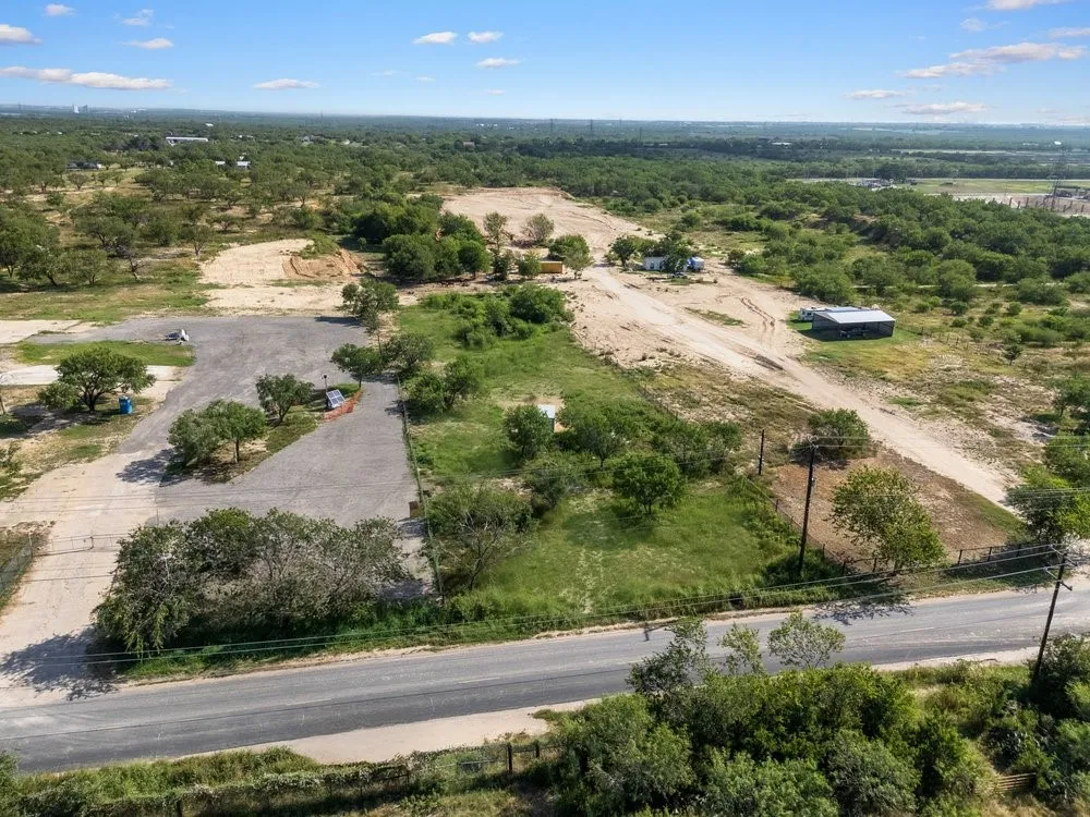 3059 Wright Carpenter San Antonio, TX 78221