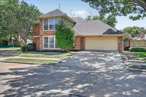 1524 High Crest Court