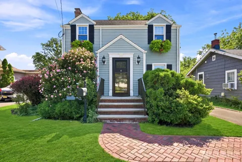 366 Vosseller Avenue