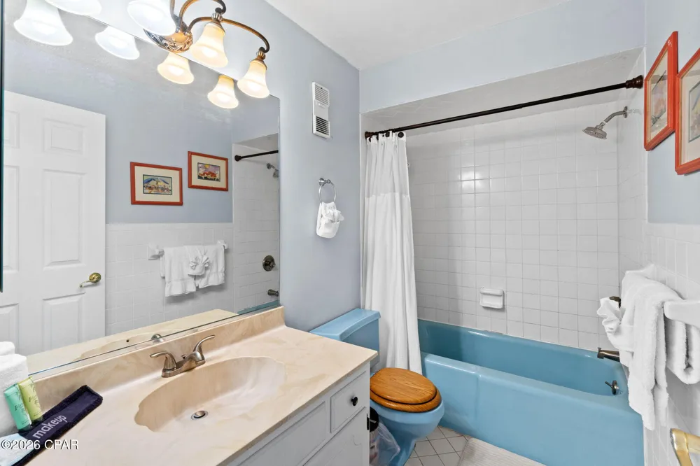 5801 Thomas Drive #704 Panama City Beach, FL 32408