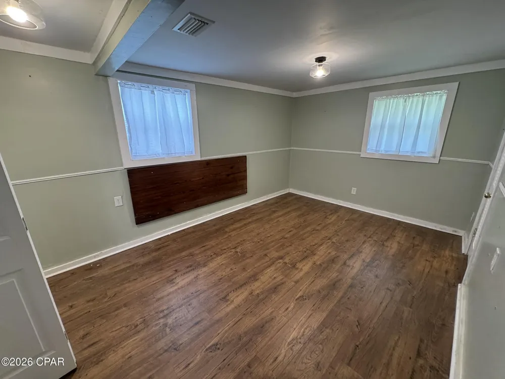 2062 Dollar Lane Sneads, FL 32460