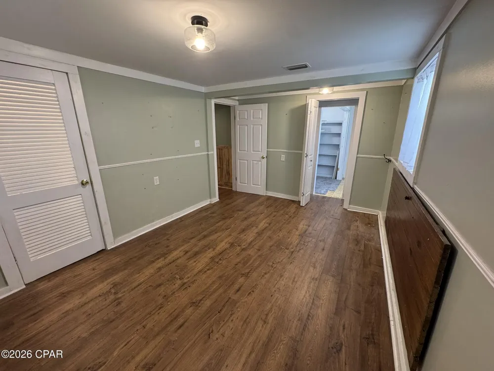 2062 Dollar Lane Sneads, FL 32460