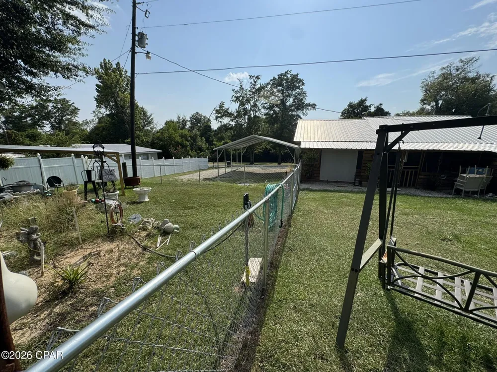 2062 Dollar Lane Sneads, FL 32460