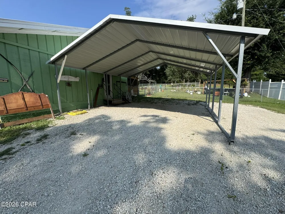 2062 Dollar Lane Sneads, FL 32460
