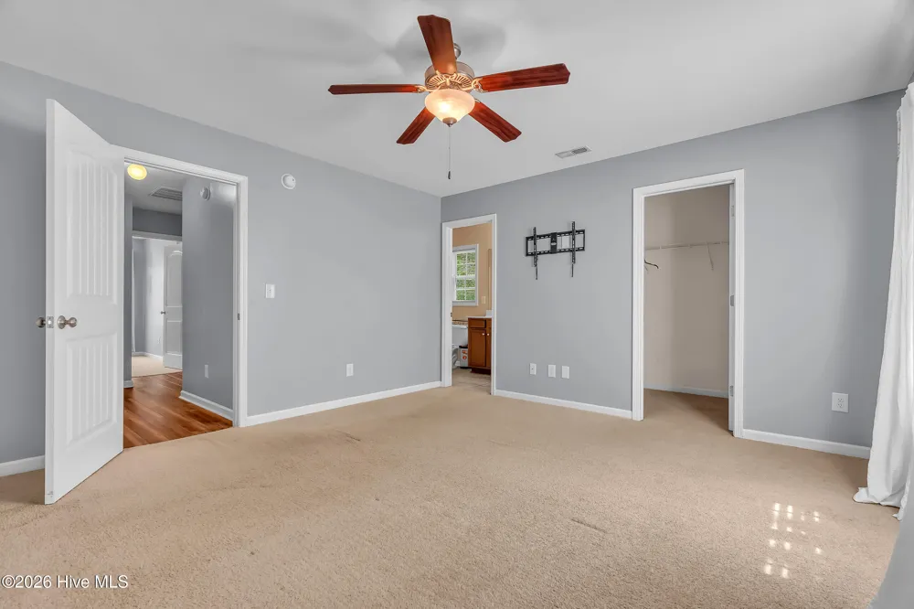 477 Sand Ridge Road Hubert, NC 28539
