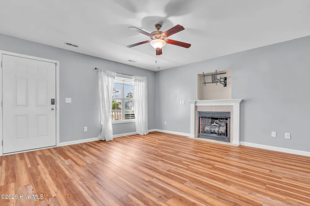 477 Sand Ridge Road Hubert, NC 28539