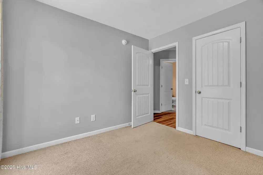477 Sand Ridge Road Hubert, NC 28539