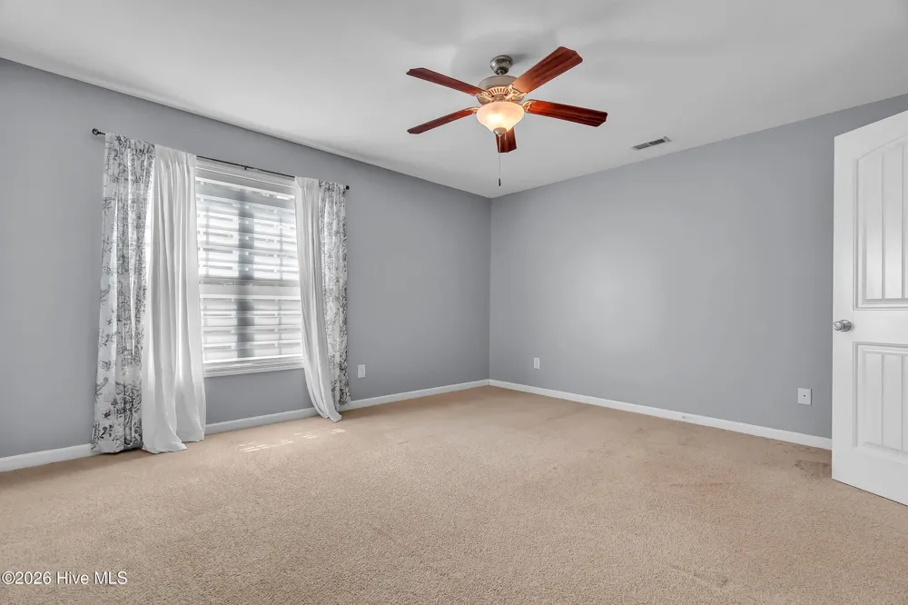 477 Sand Ridge Road Hubert, NC 28539