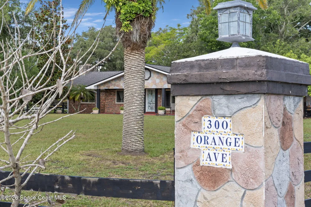 300 Orange Avenue St. Cloud, FL 34769