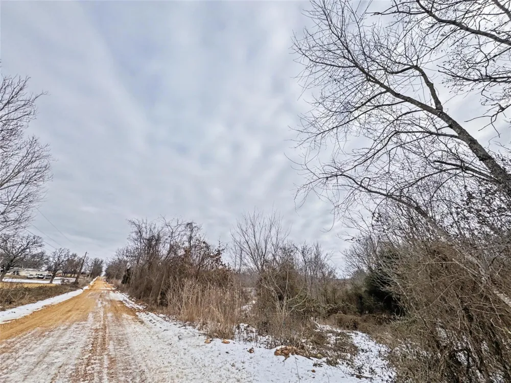 7700 485 ROAD Hulbert, OK 74441