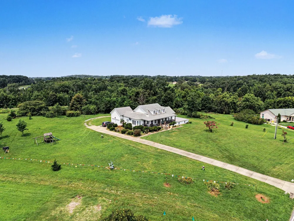 7575 South Harpeth Rd Primm Springs, TN 38476