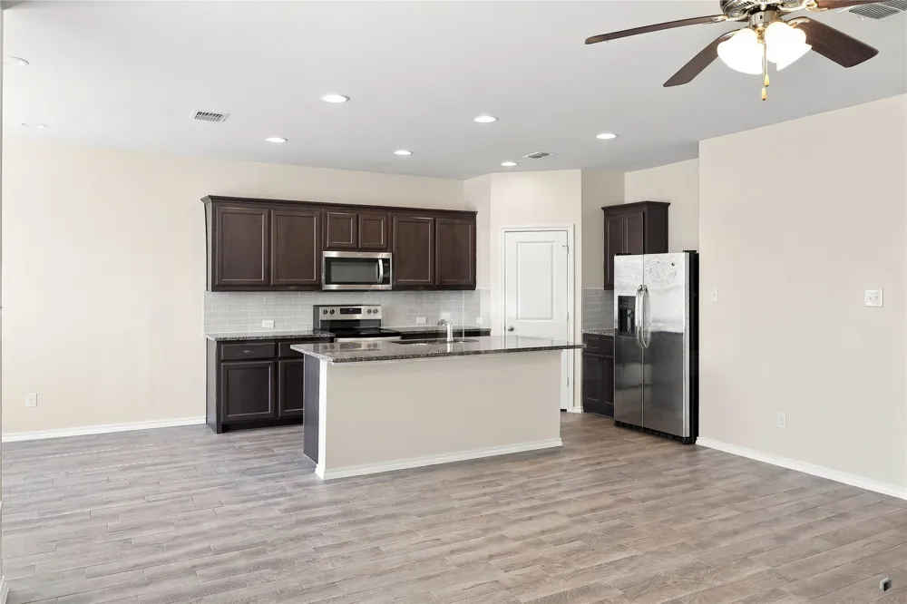 1723 Kenmore Road Providence Village, TX 76227