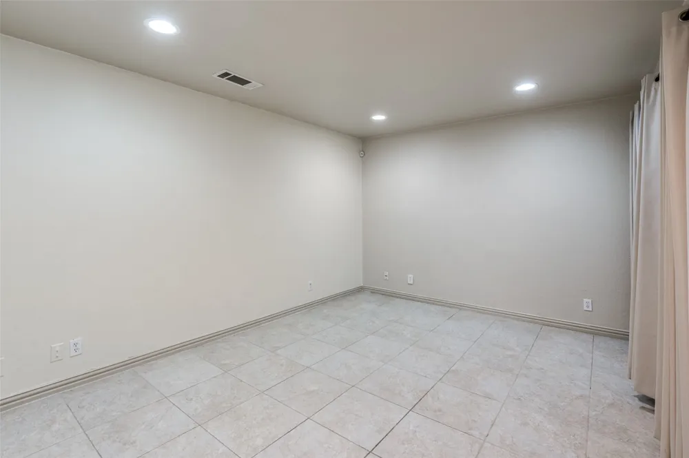 18240 Midway Road #1704 Dallas, TX 75287