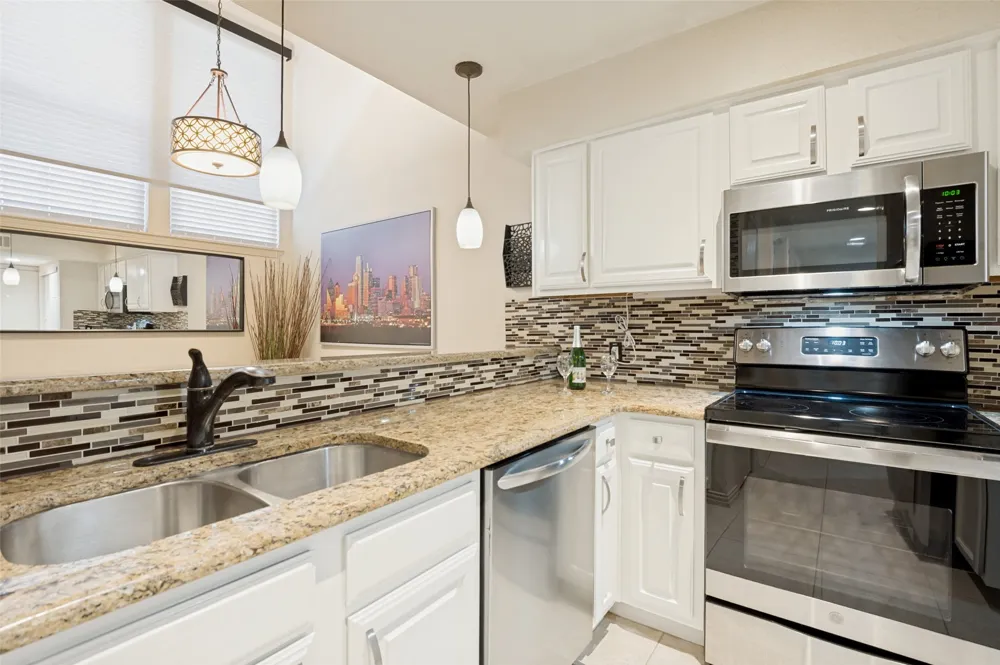 18240 Midway Road #1704 Dallas, TX 75287