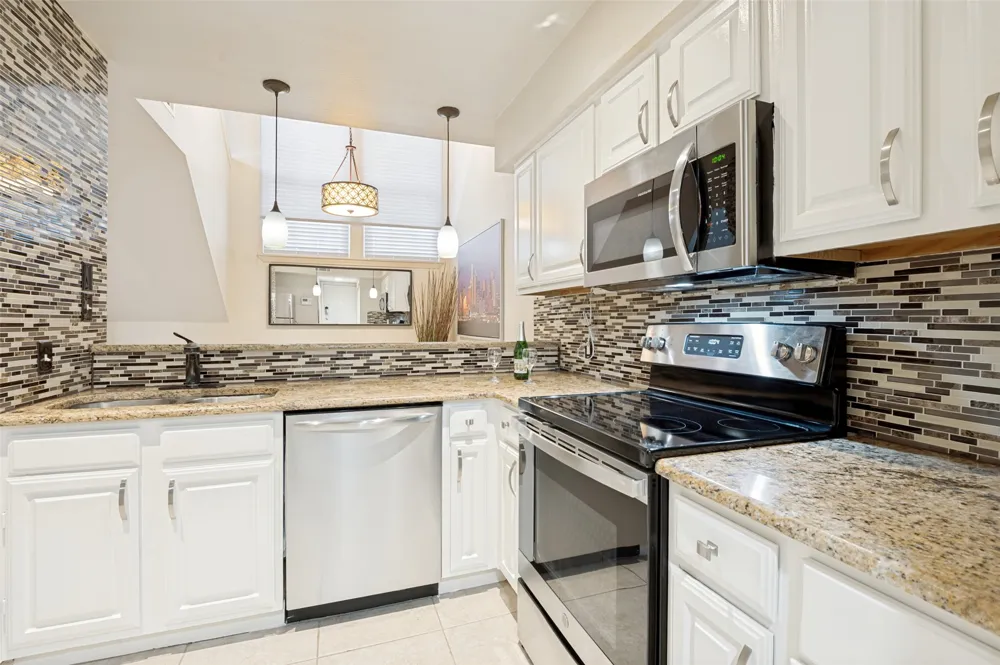 18240 Midway Road #1704 Dallas, TX 75287