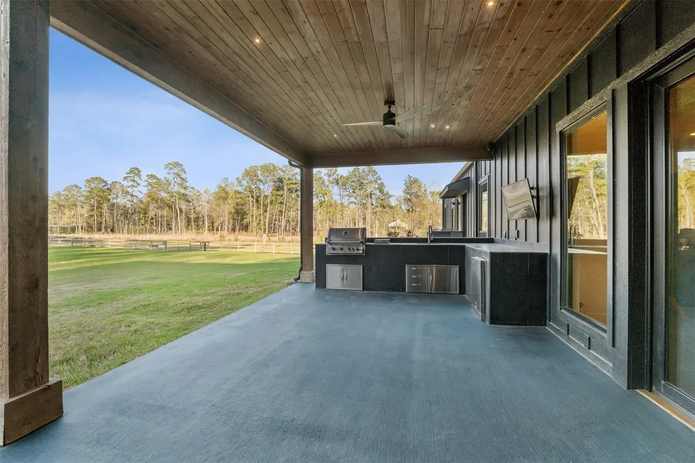 10202 Woodlane Boulevard Magnolia, TX 77354