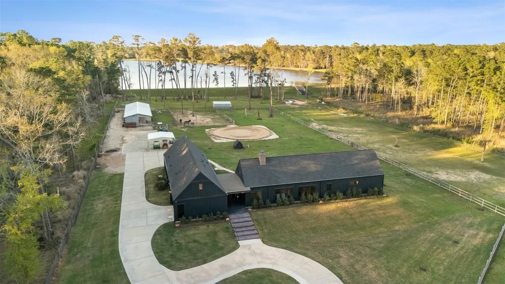 10202 Woodlane Boulevard Magnolia, TX 77354