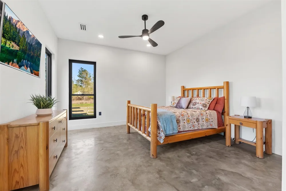 10202 Woodlane Boulevard Magnolia, TX 77354