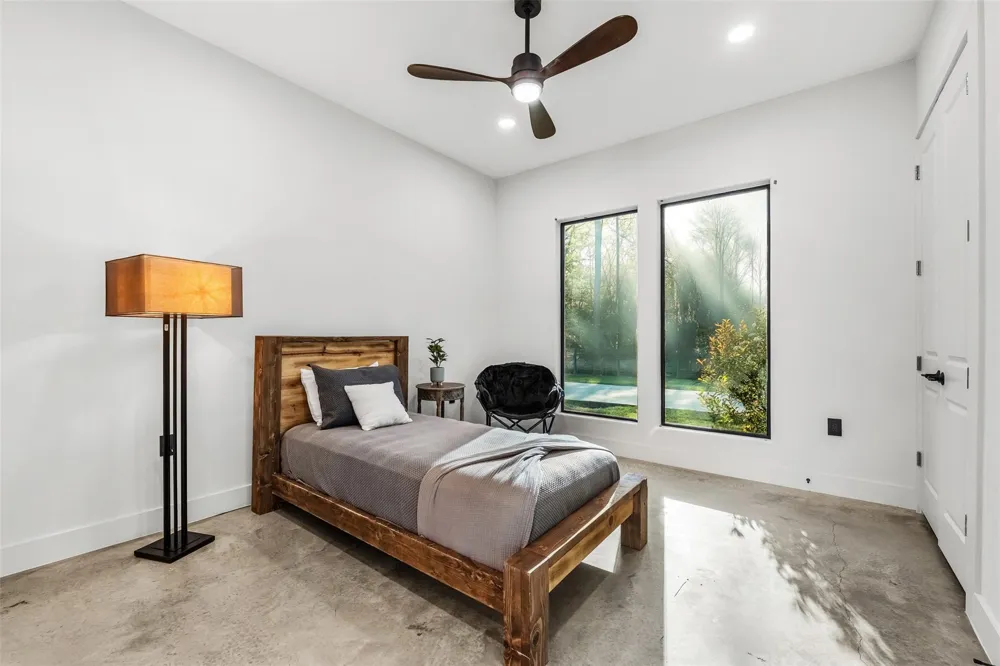 10202 Woodlane Boulevard Magnolia, TX 77354