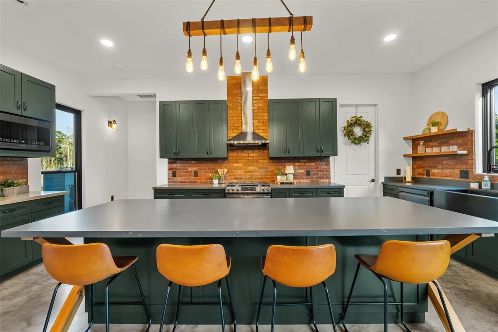10202 Woodlane Boulevard Magnolia, TX 77354