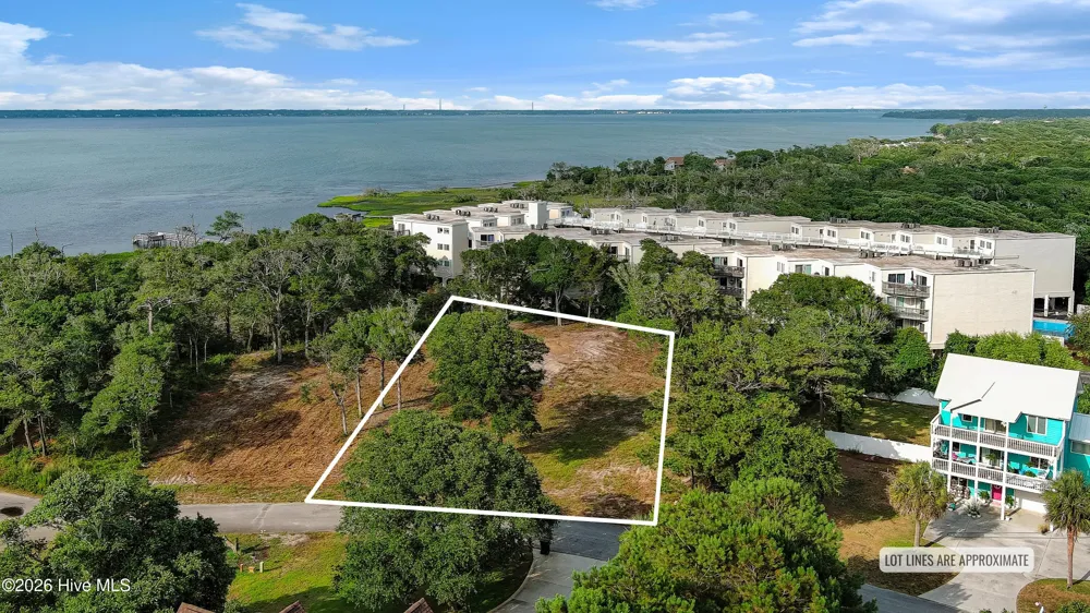 110 Sandpiper Lane Indian Beach, NC 28512