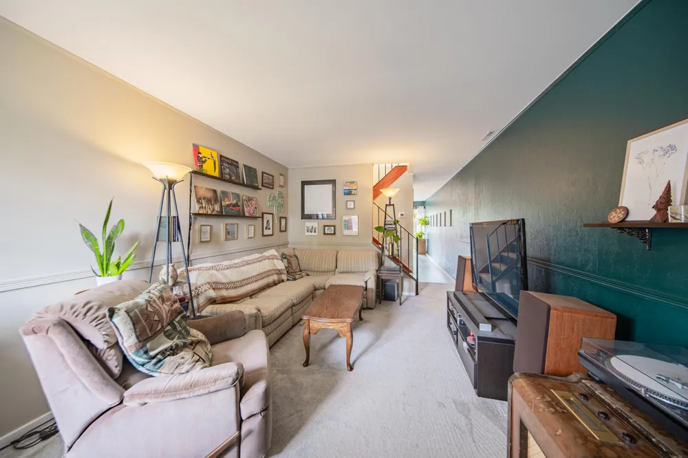 352 Riverbend Drive Milan, MI 48160