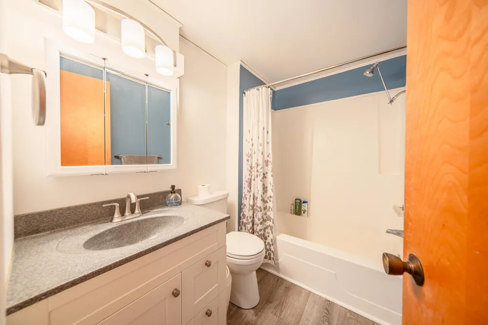 352 Riverbend Drive Milan, MI 48160