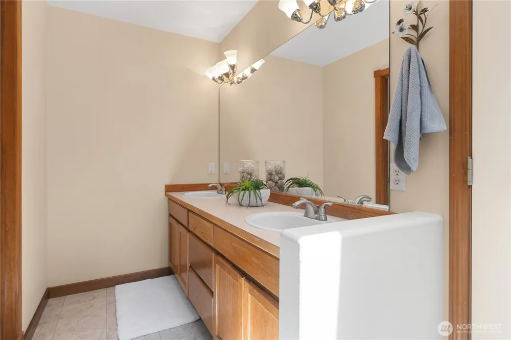 143 Fern Gully Port Ludlow, WA 98365