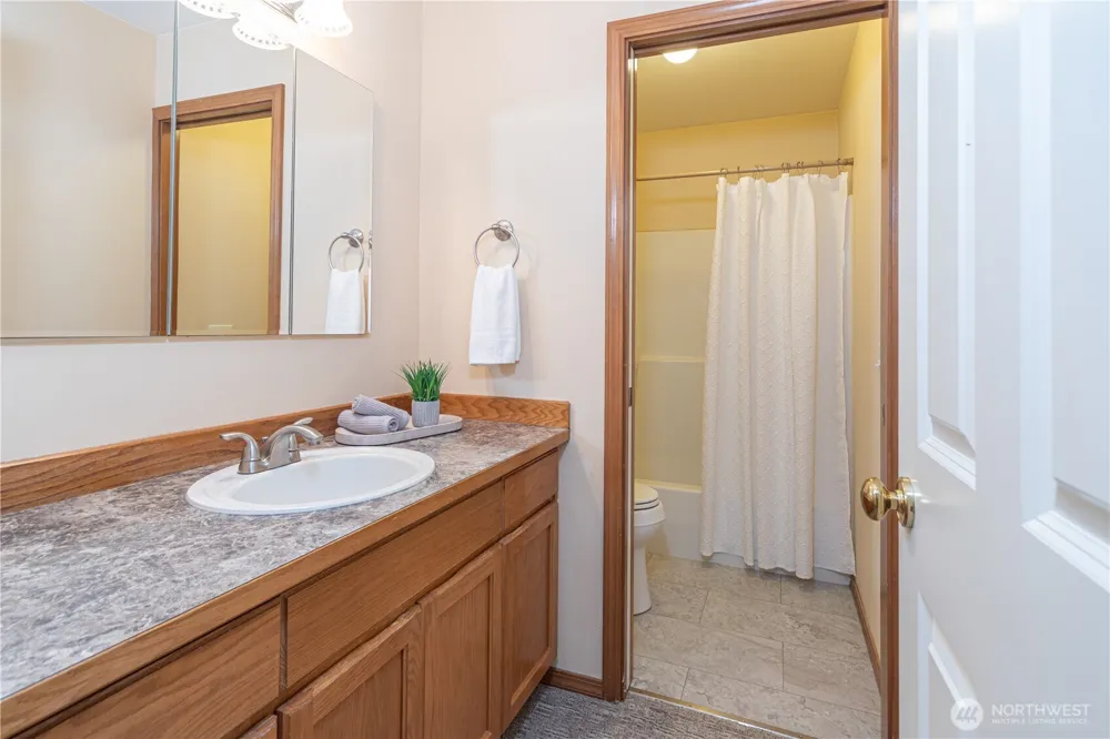 143 Fern Gully Port Ludlow, WA 98365