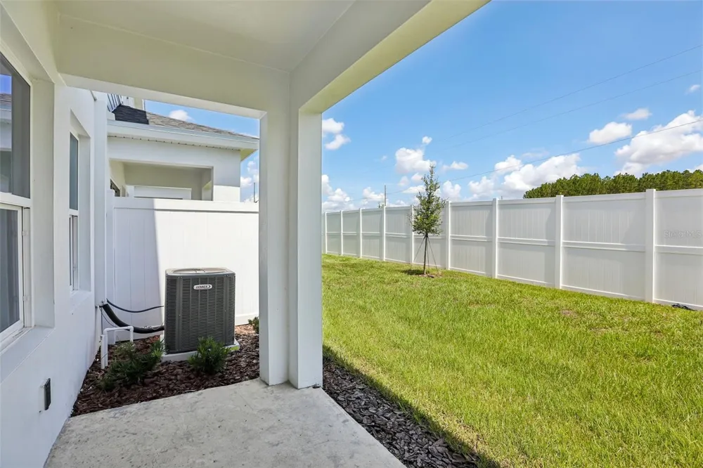 34563 TURPINS AVENUE Zephyrhills, FL 33541