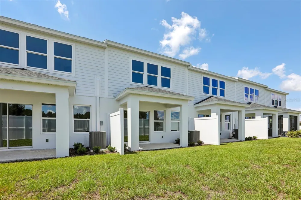 34563 TURPINS AVENUE Zephyrhills, FL 33541