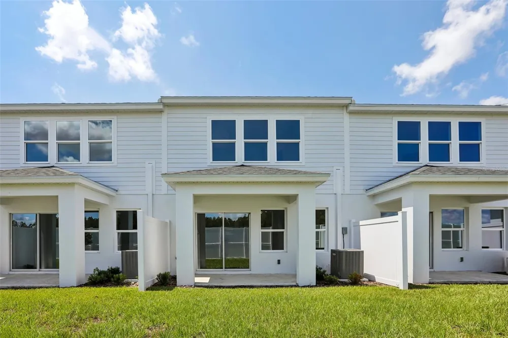 34563 TURPINS AVENUE Zephyrhills, FL 33541