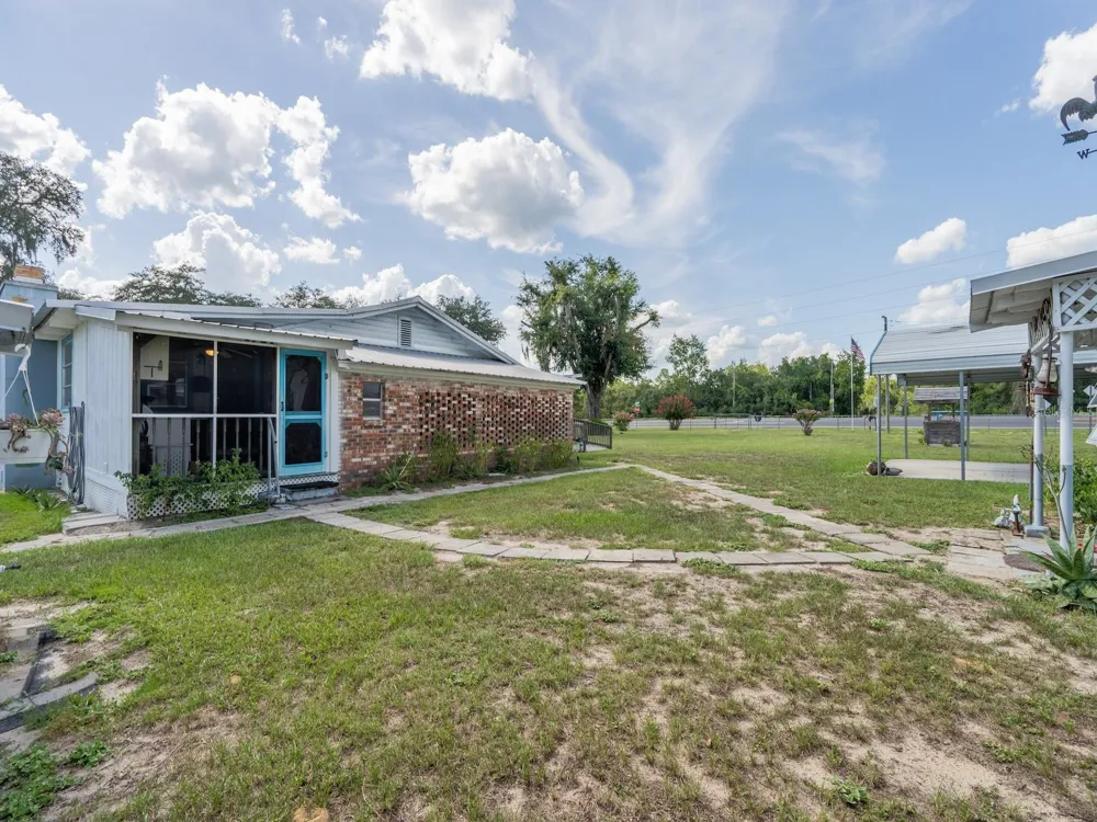 16490 E HIGHWAY 316 Fort Mc Coy, FL 32134