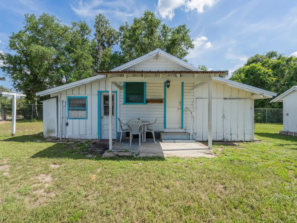 16490 E HIGHWAY 316 Fort Mc Coy, FL 32134