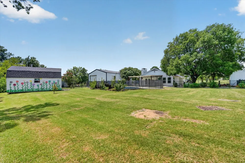 1425 Pioneer Drive Lowry Crossing, TX 75069