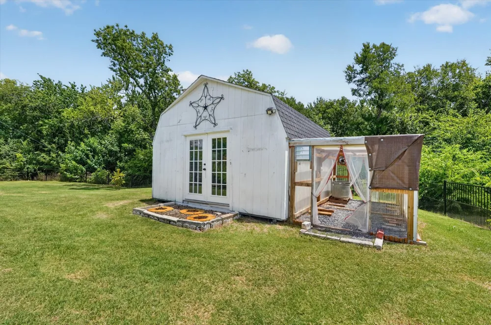 1425 Pioneer Drive Lowry Crossing, TX 75069