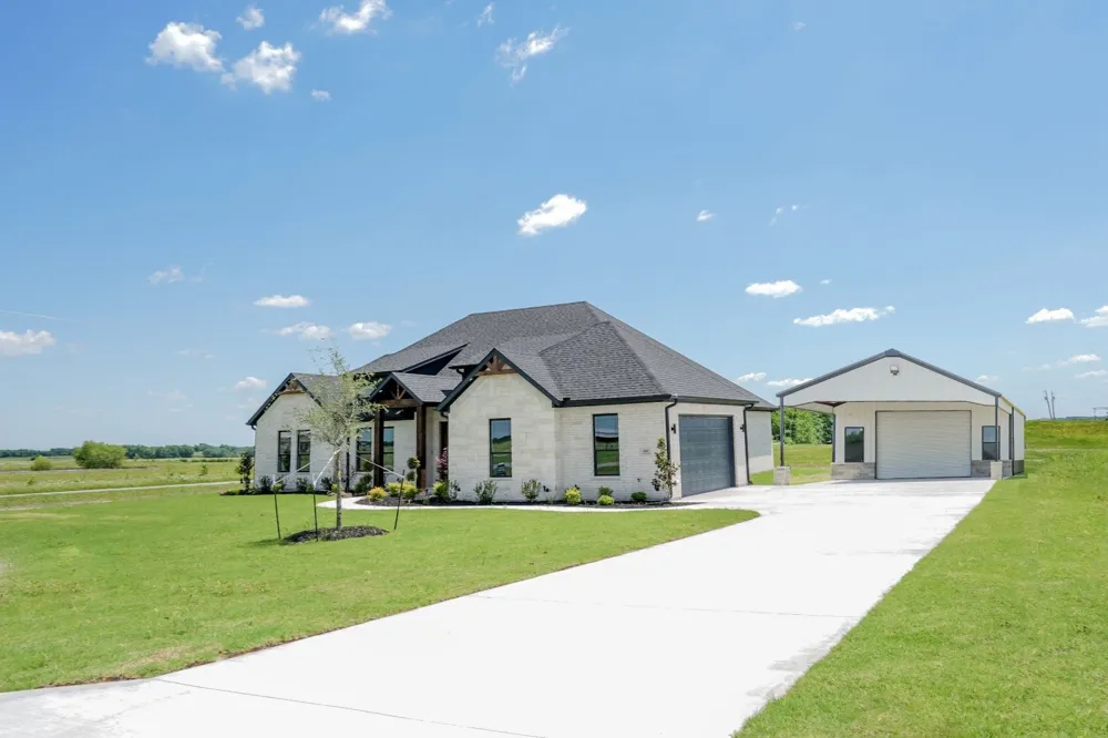 860 Alondrita Street Celeste, TX 75423