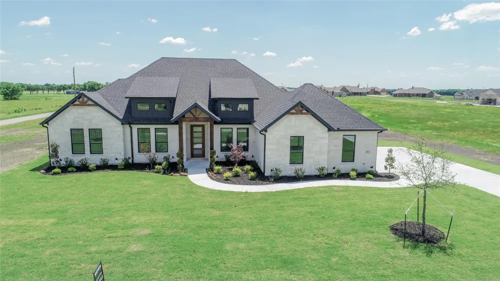 860 Alondrita Street Celeste, TX 75423