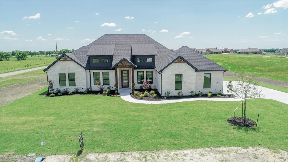 860 Alondrita Street Celeste, TX 75423