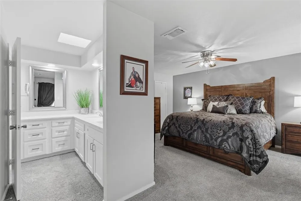 2923 Shady Knoll Lane Bedford, TX 76021