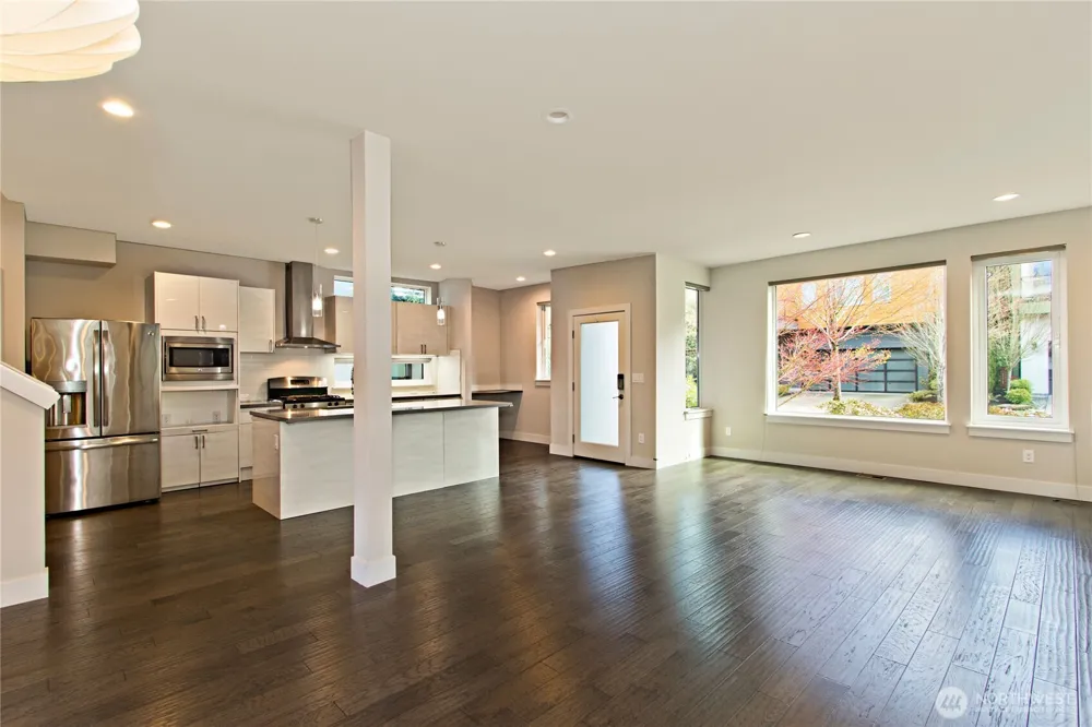 1471 14th Place NE Issaquah, WA 98029