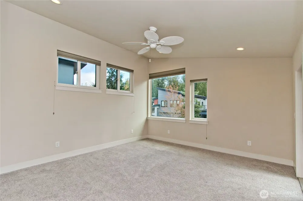 1471 14th Place NE Issaquah, WA 98029