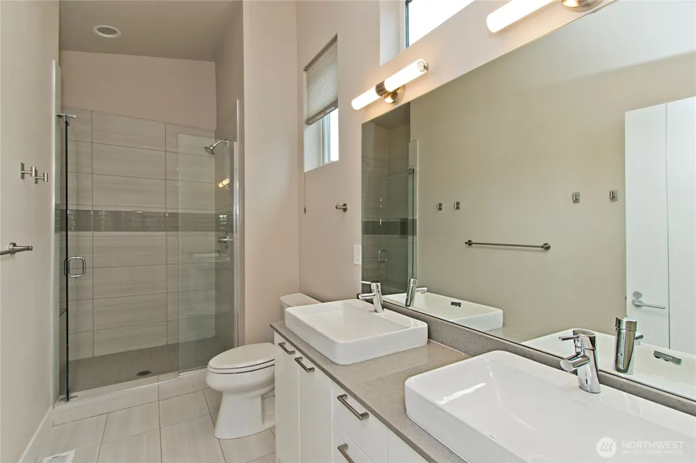 1471 14th Place NE Issaquah, WA 98029