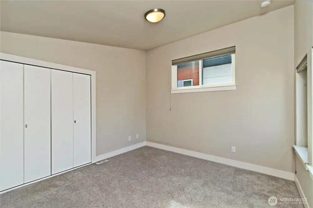 1471 14th Place NE Issaquah, WA 98029